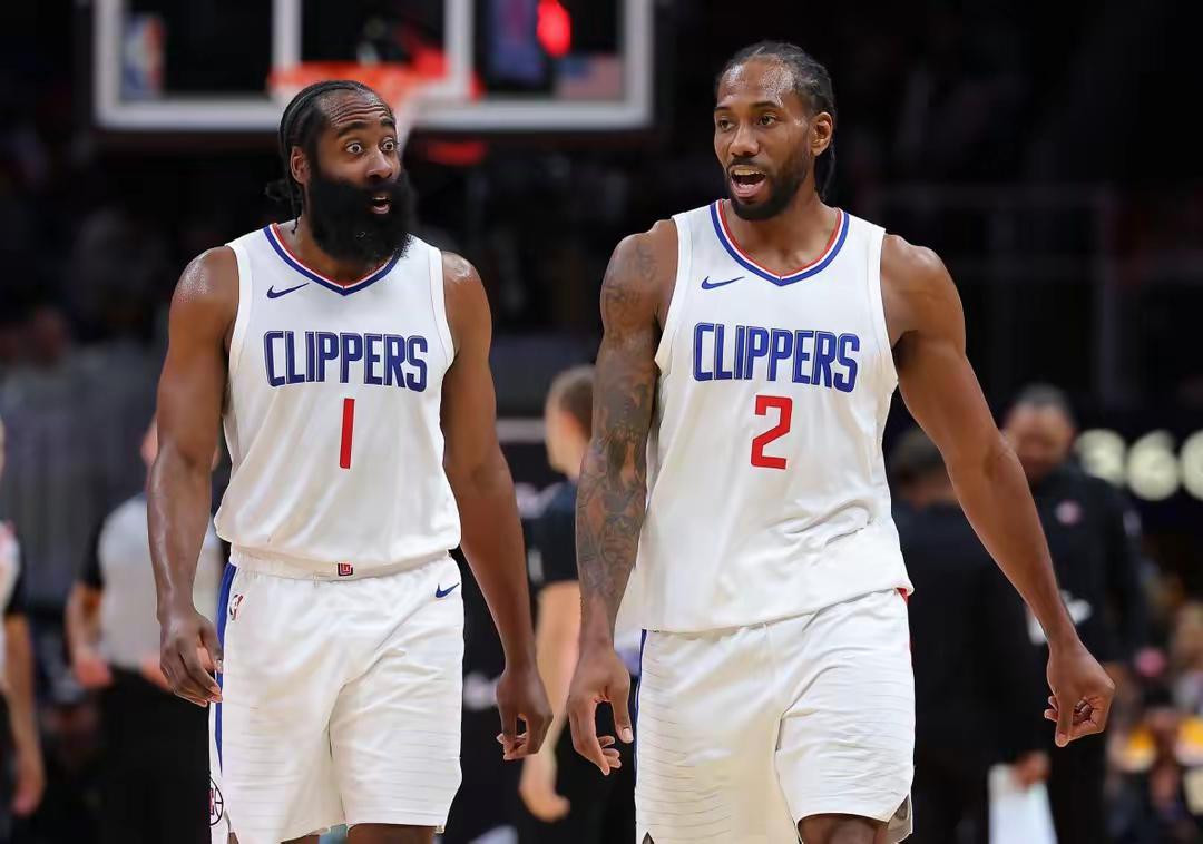 121-106!这就是哈登的影响力,他才是快船复苏的真正方向盘