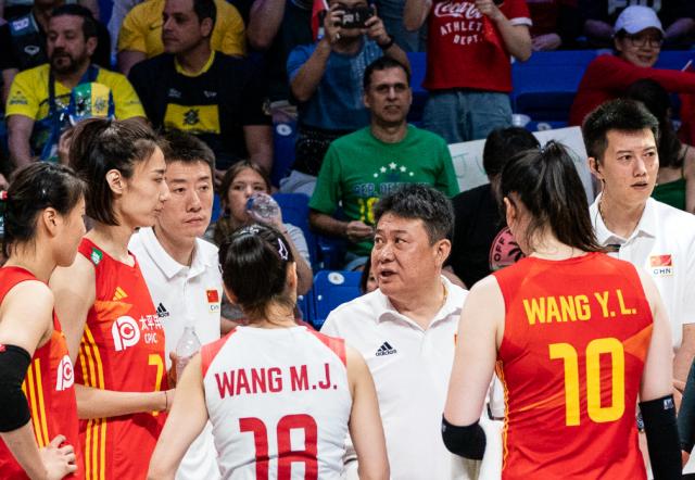 爱体育下载-蔡斌临场调度曾受质疑 但仍是现阶段主帅最佳人选